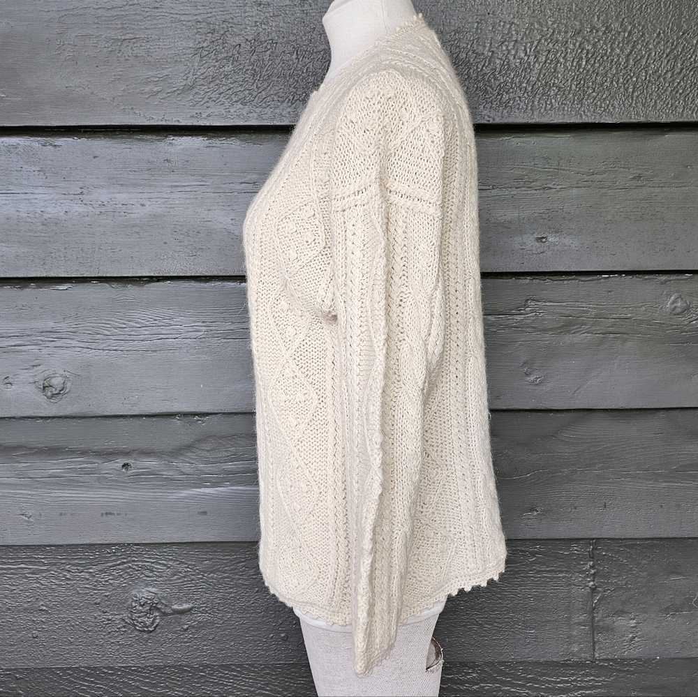 BABY ALPACA Cream Vintage Sweater sz M Women's - Picture 5 of 6